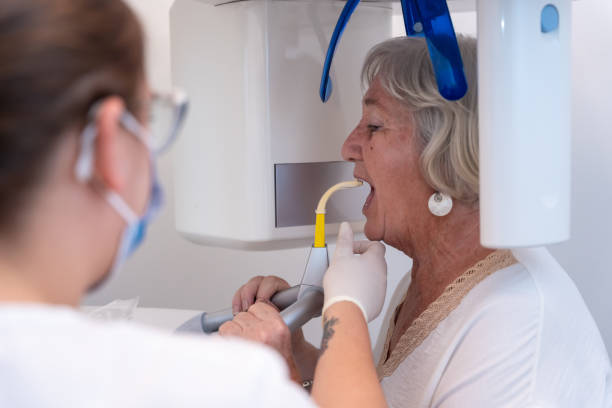 Best Emergency Tooth Extraction in Universal City, TX
